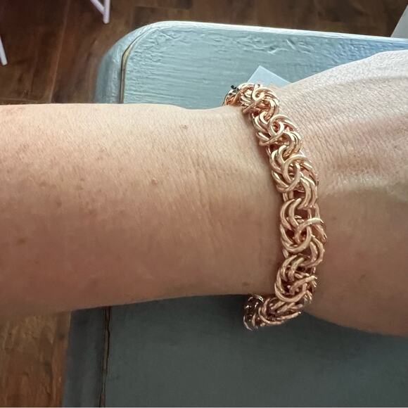 Bella Diva Bronze Chainlink Bracelet NEW - Picture 2 of 10